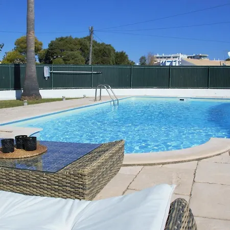 Casa vacanze Traditionnelle Avec Piscine, Jardin, Climatisation, Parking